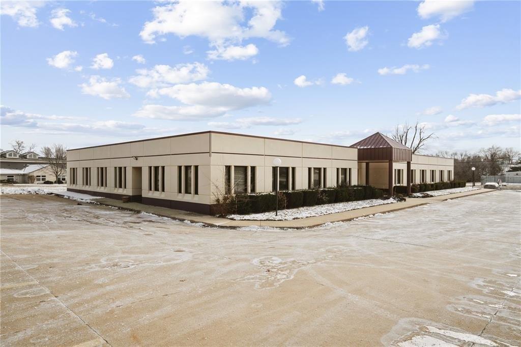 Property Image for 3100 E Avenue NW 105
