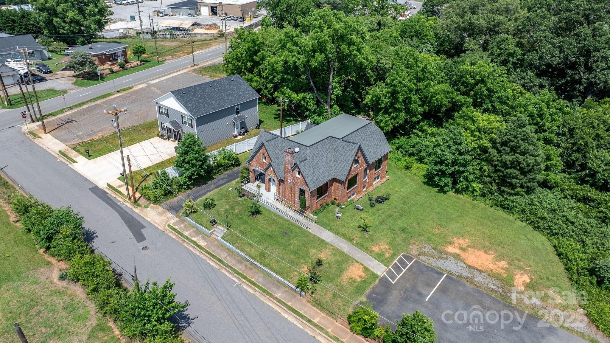 Property Image for 115 12th Street SW