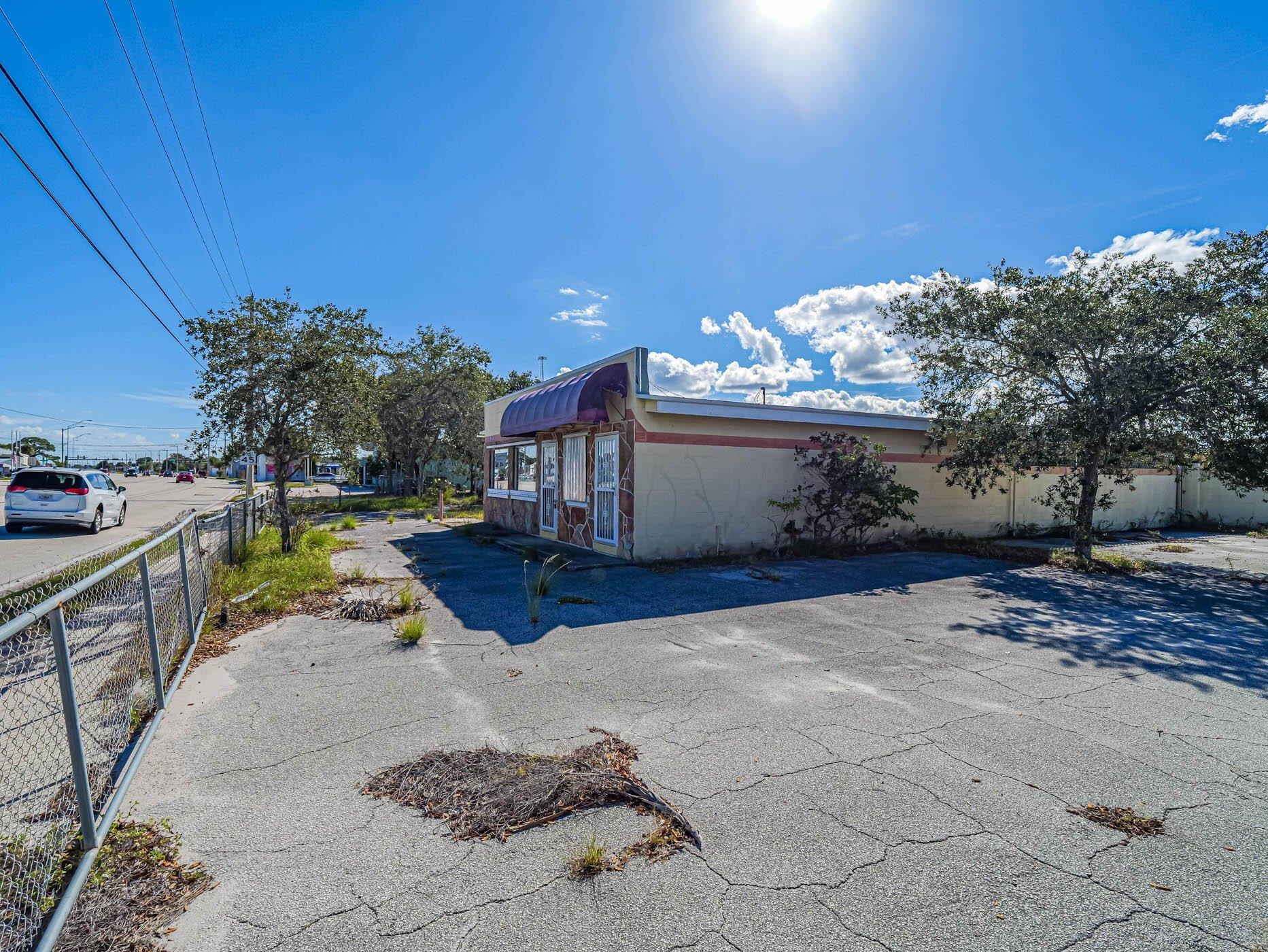 Property Image for 2814 S Harbor City Boulevard