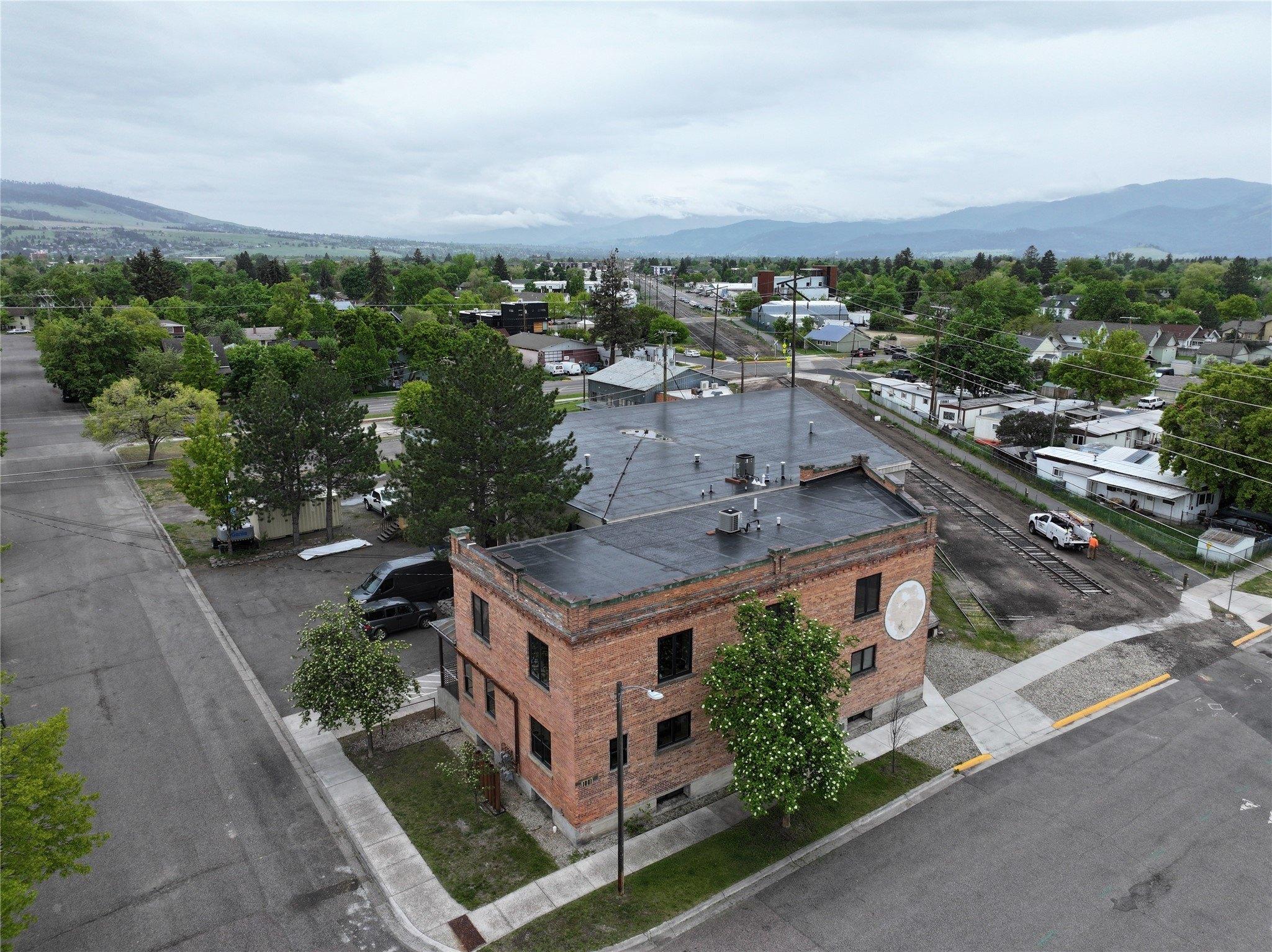 Property Image for 615 Oak Street Suite 203/204