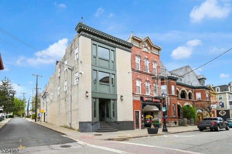 Property Image for 170 Spring St