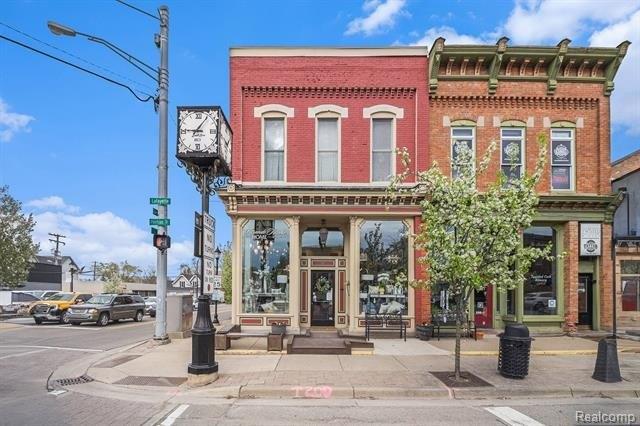 Property Image for 101 N LAFAYETTE Street