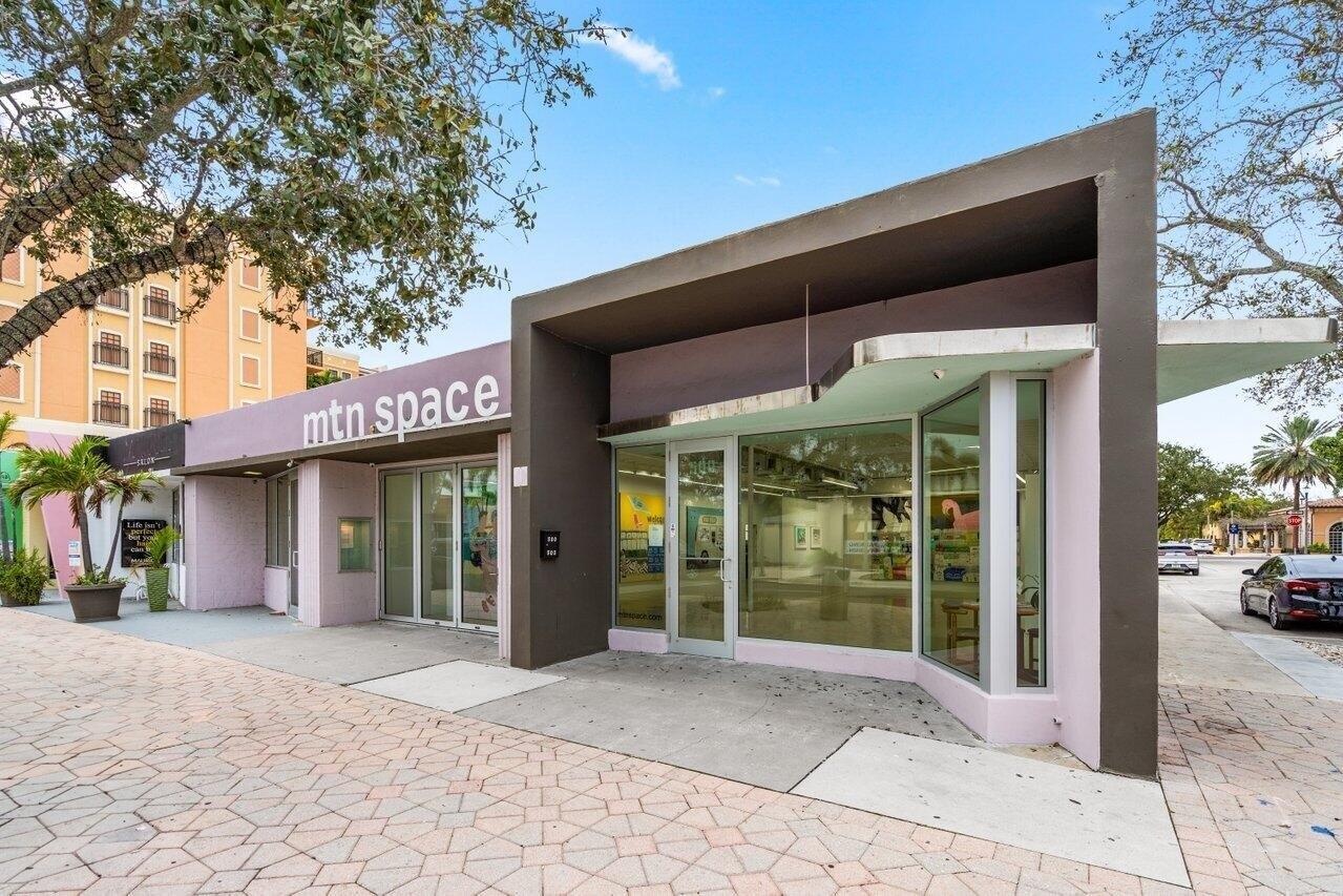 Property Image for 500 Lake Avenue