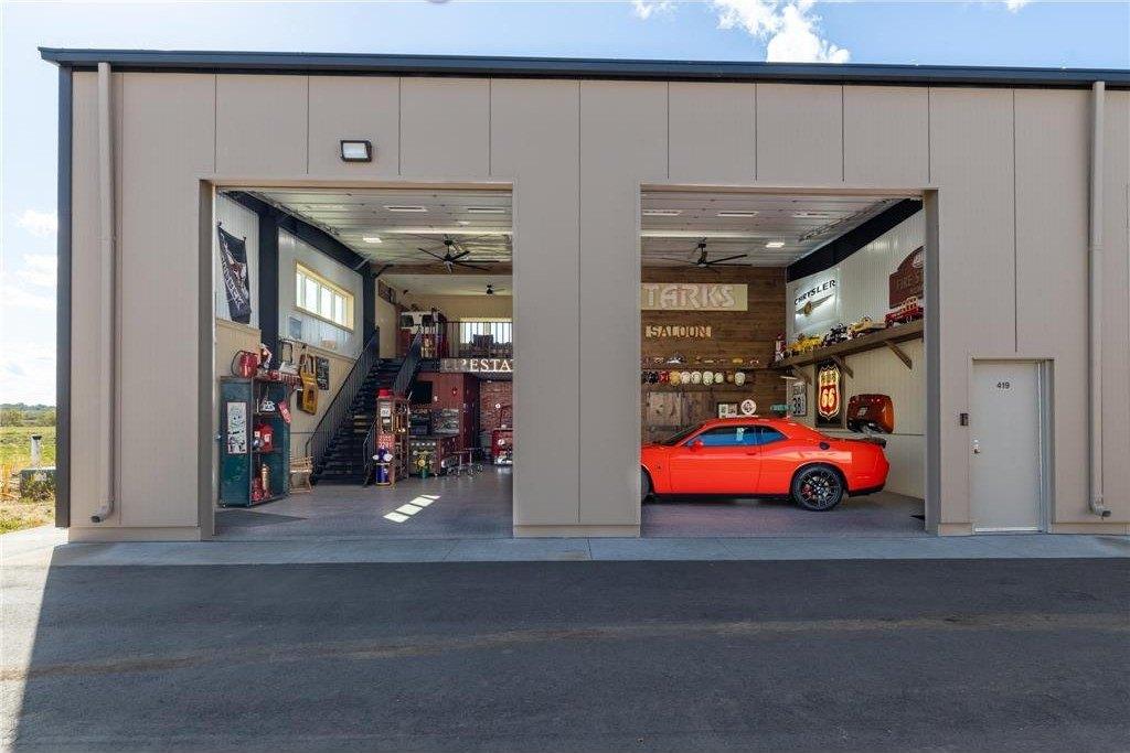 Property Image for 663 Valerie Avenue 419-420