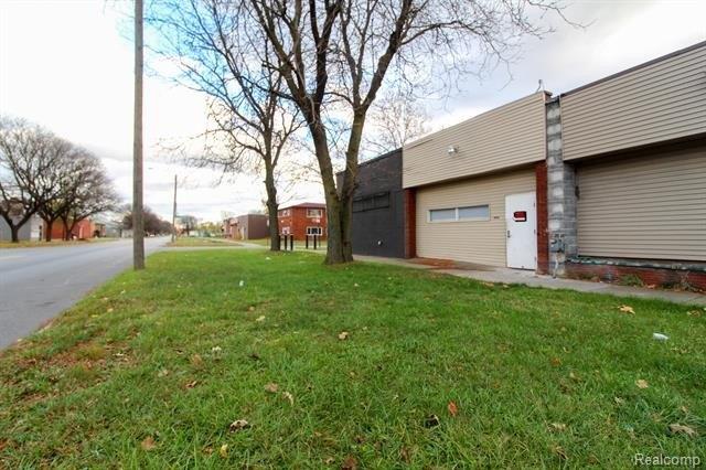 Property Image for 18907 Schoolcraft