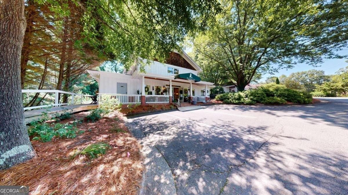 Property Image for 3760 Due West