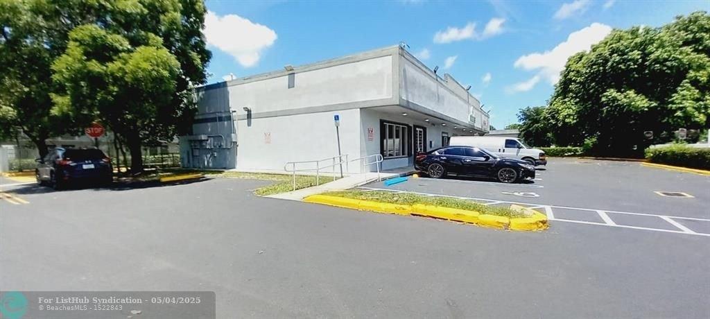 Property Image for 207 Nw St 2675