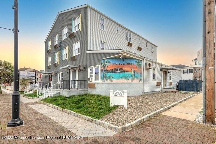 Property Image for 1402 Boulevard