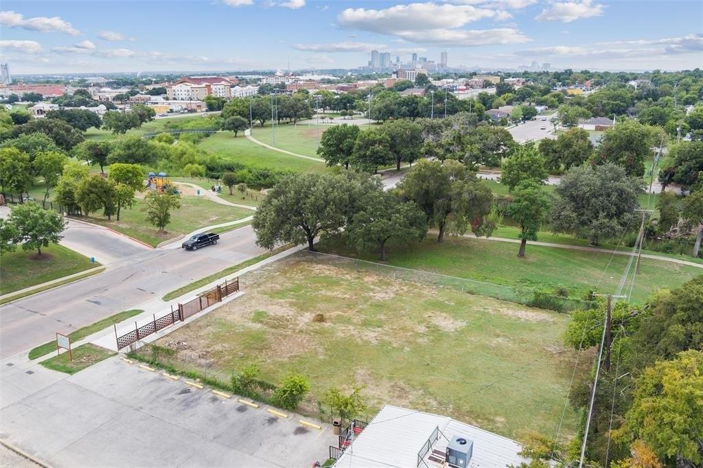 Property Image for 2711 Clinton Avenue
