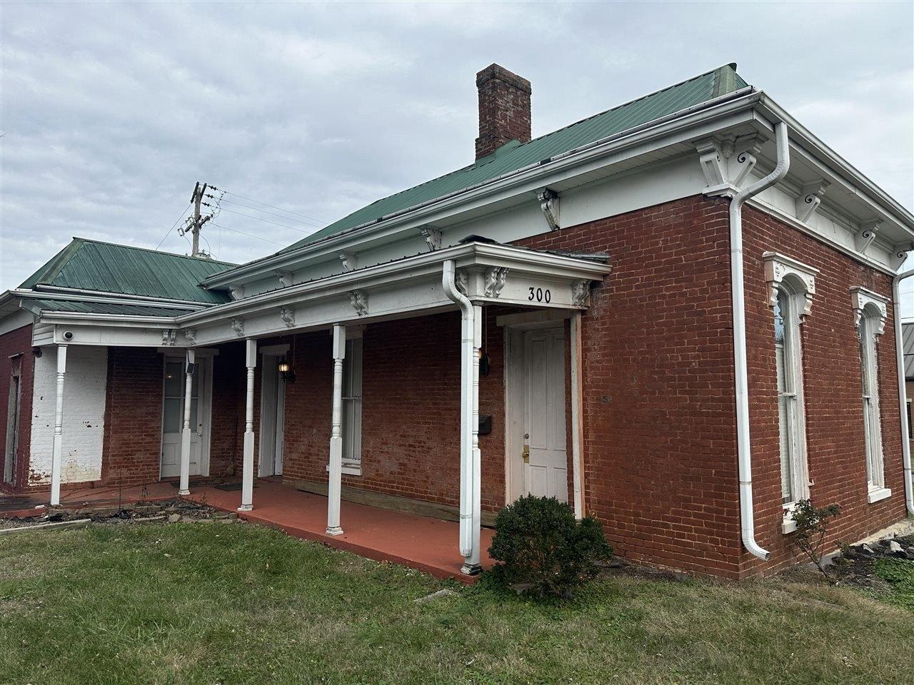 Property Image for 300 W Kentucky Avenue
