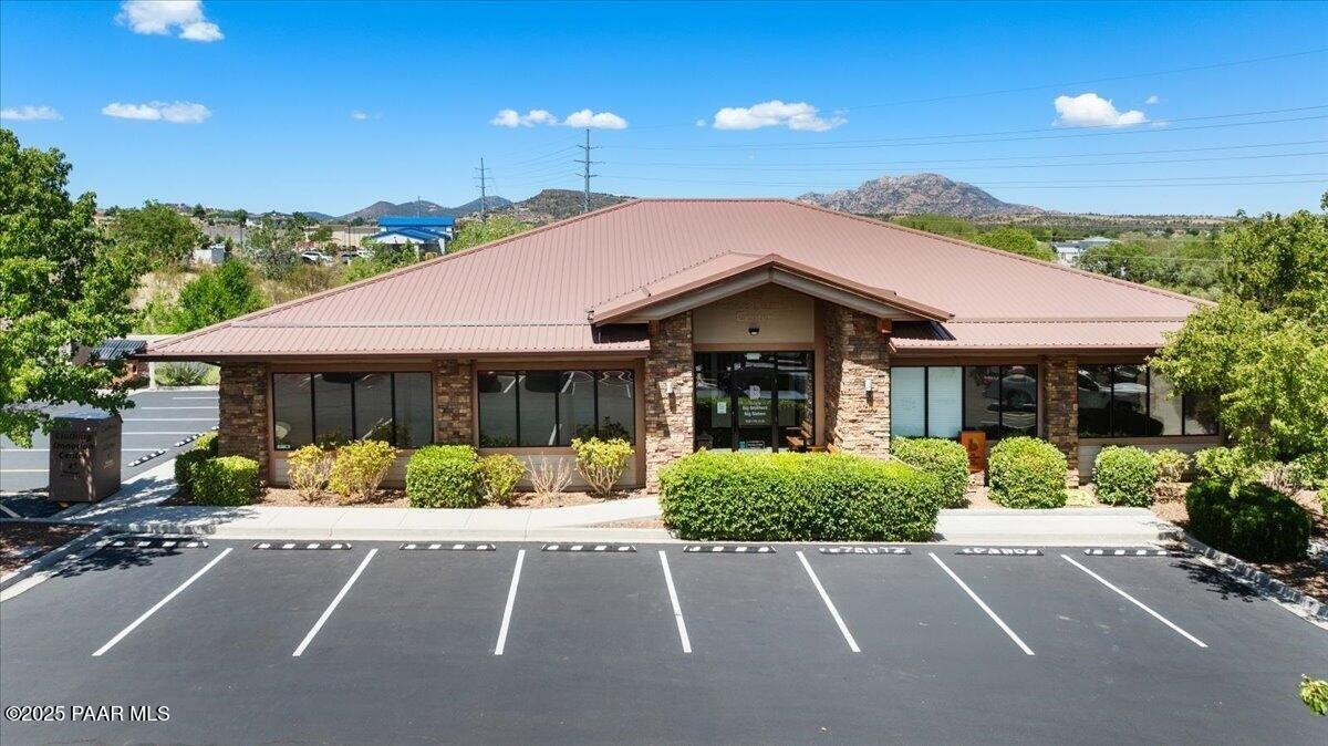 Property Image for 3206-3208 Lakeside Village Drive