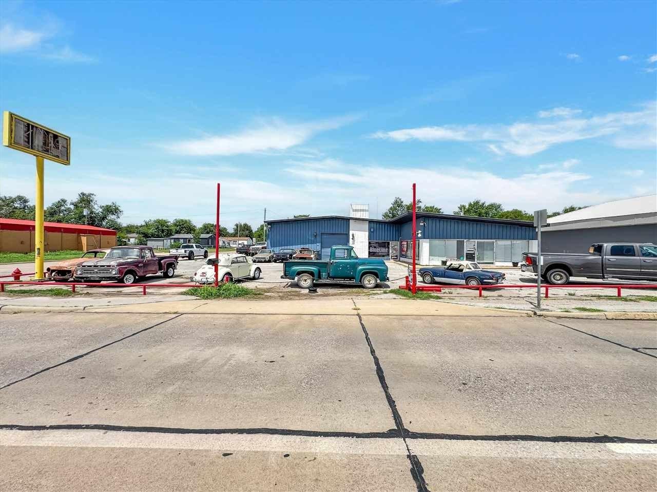 Property Image for 1115 SW Sheridan Rd