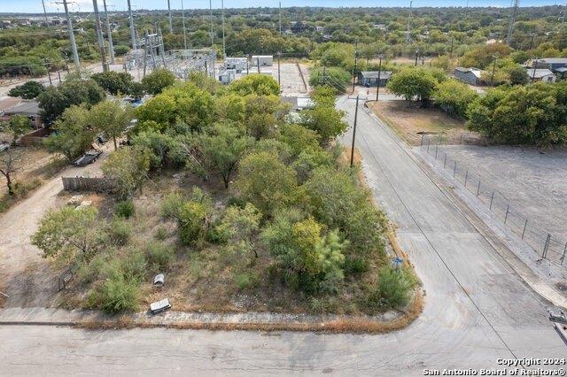 Property Image for 602 Jenull Ave