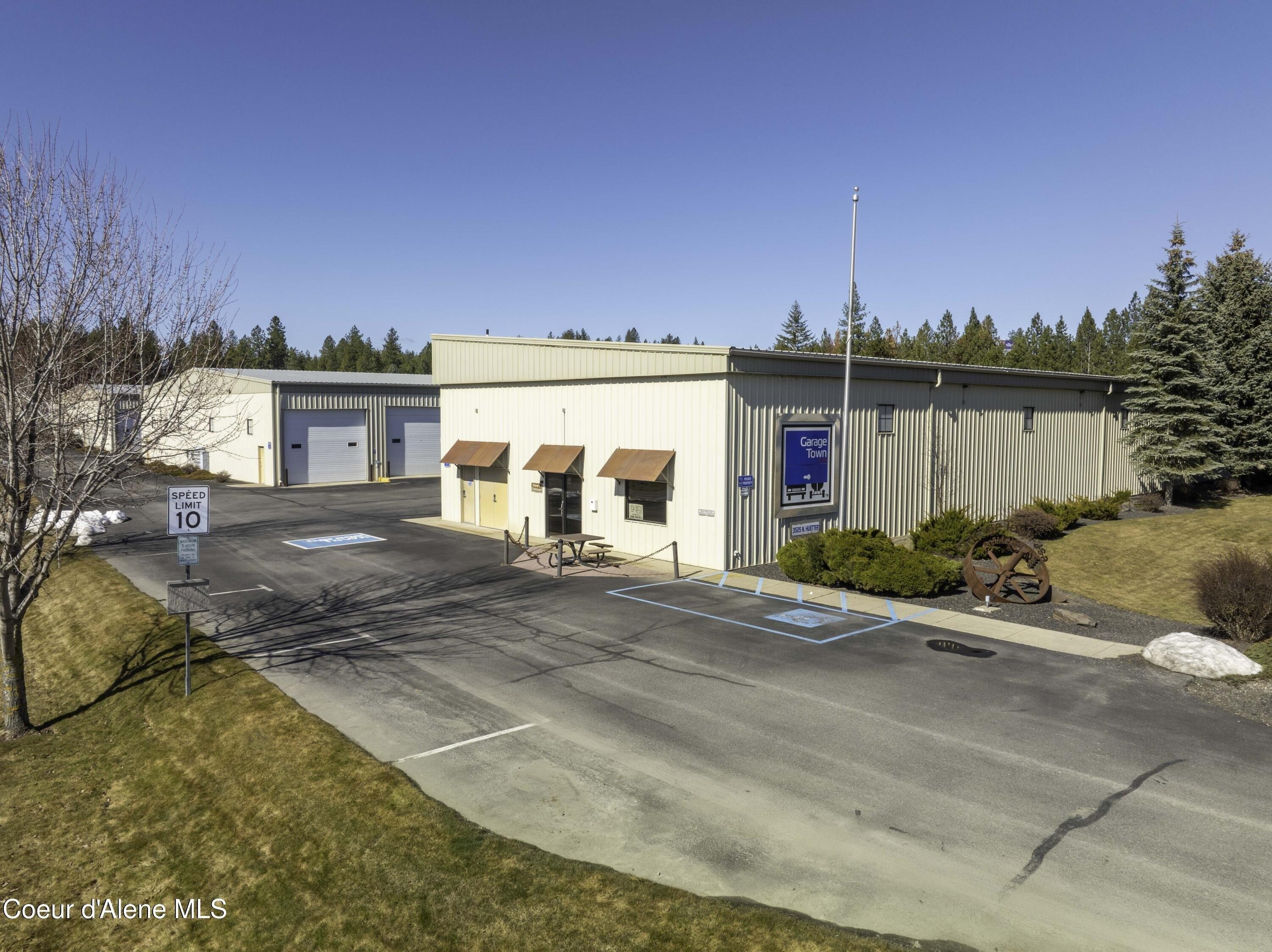 Property Image for 3525 N Huetter Rd #211