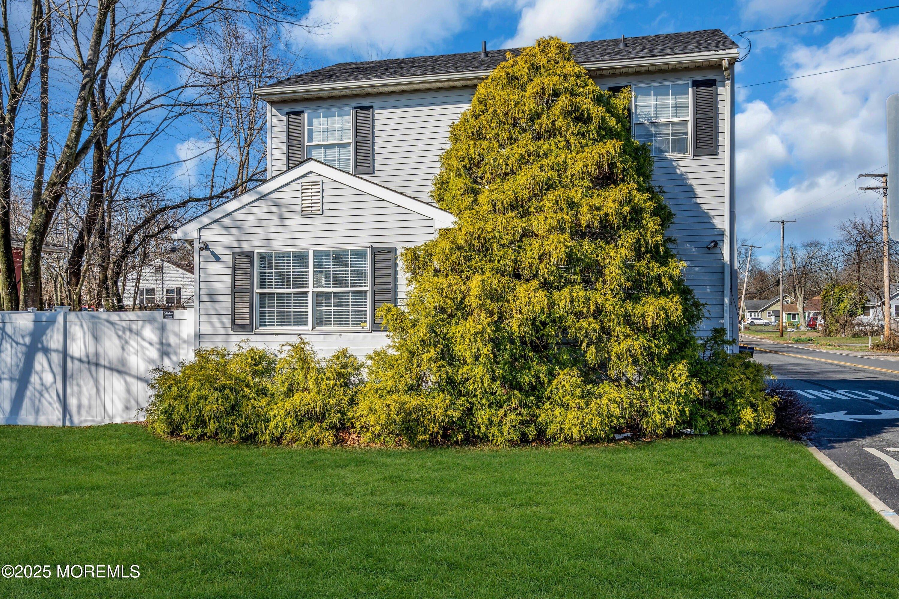 Property Image for 2 Clayton Avenue