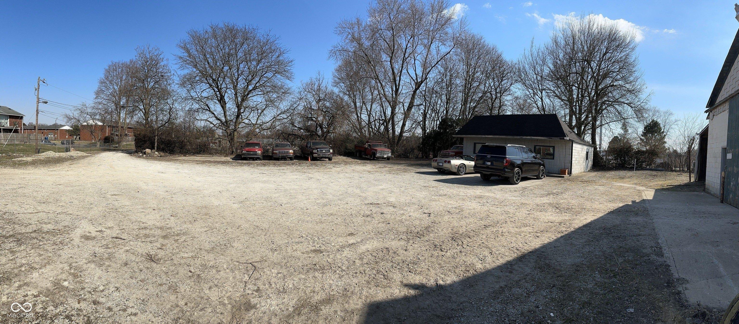 Property Image for 2250 N Mitthoefer Road