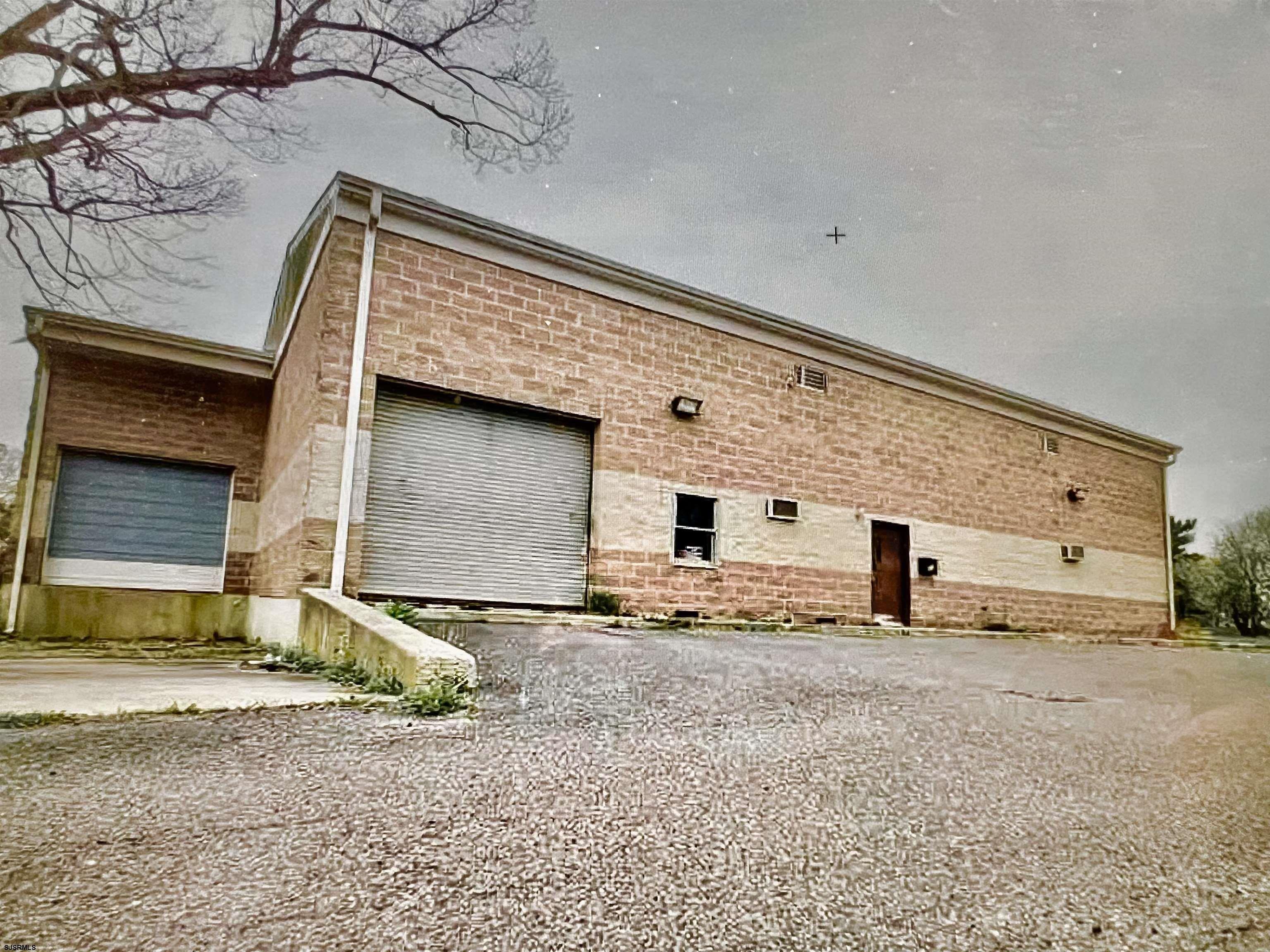 Property Image for 222 N New Road