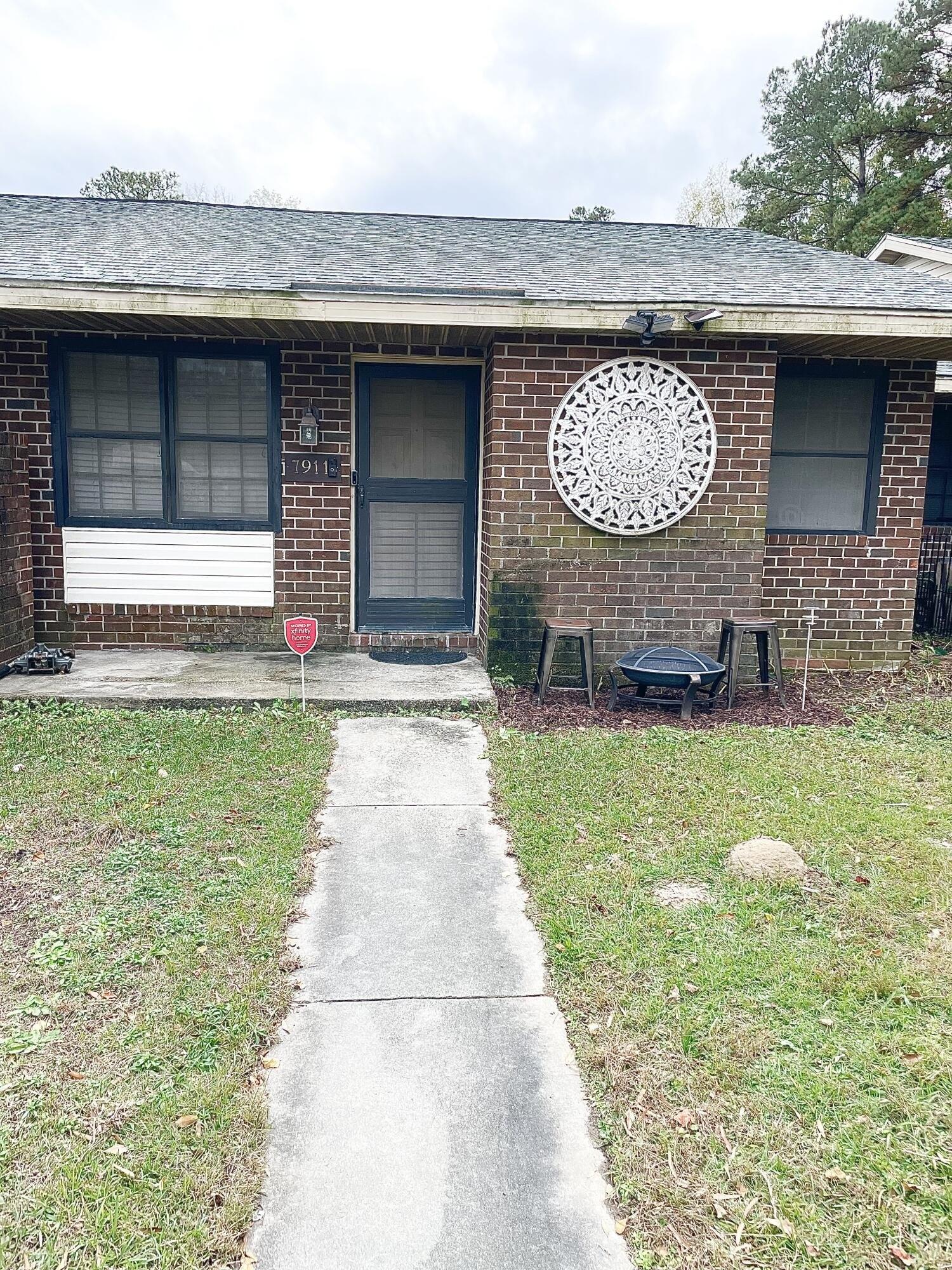 7911 Dutch Court North Charleston SC 29420 MLS# 23026400 CENTURY 21 7911 Dutch Court North Charleston SC 29420 MLS# 23026400 CENTURY 21