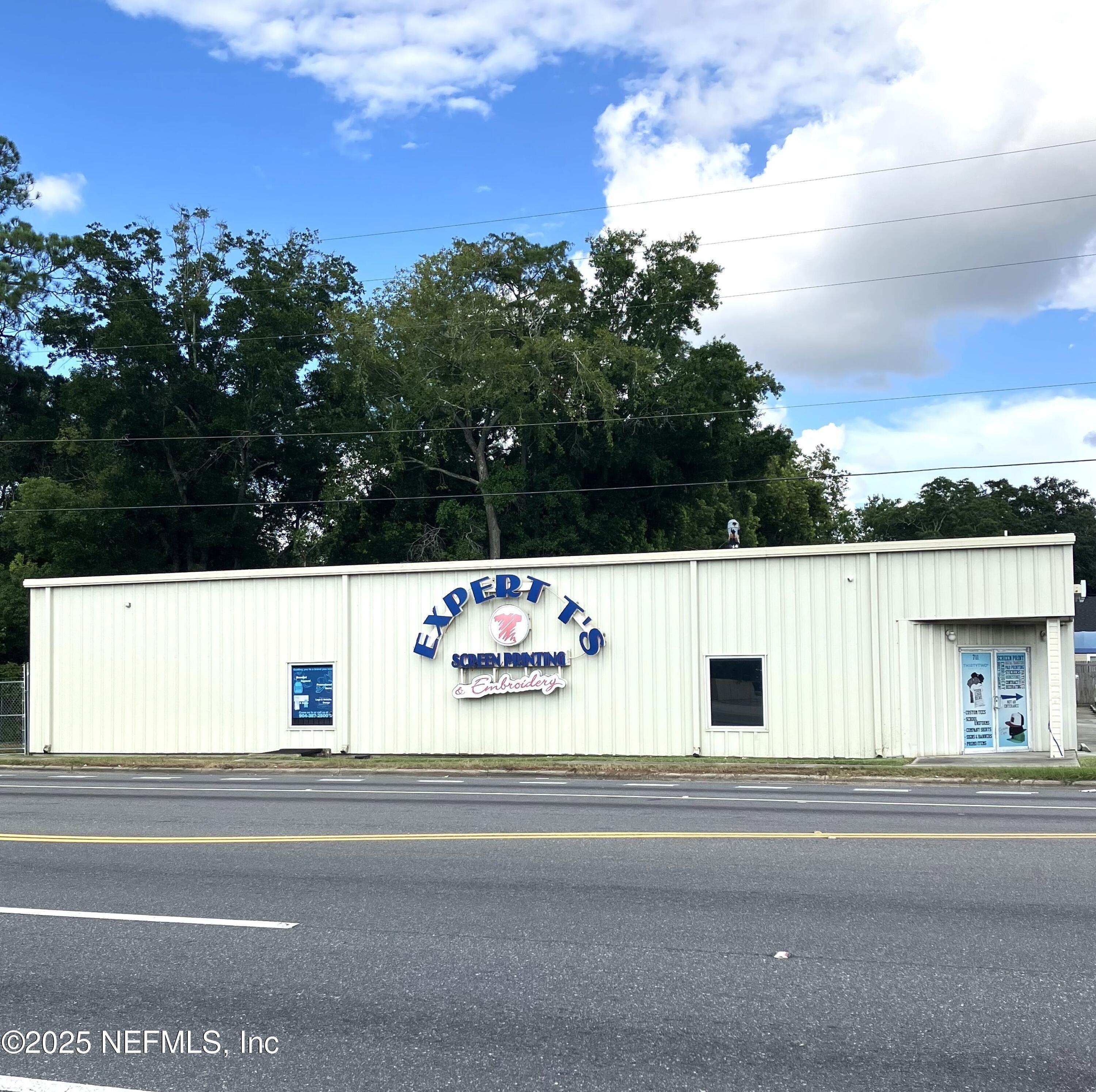 Property Image for 711 CASSAT Avenue