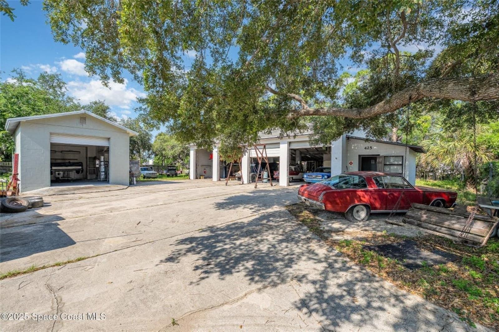 Property Image for 425 Coleman Street