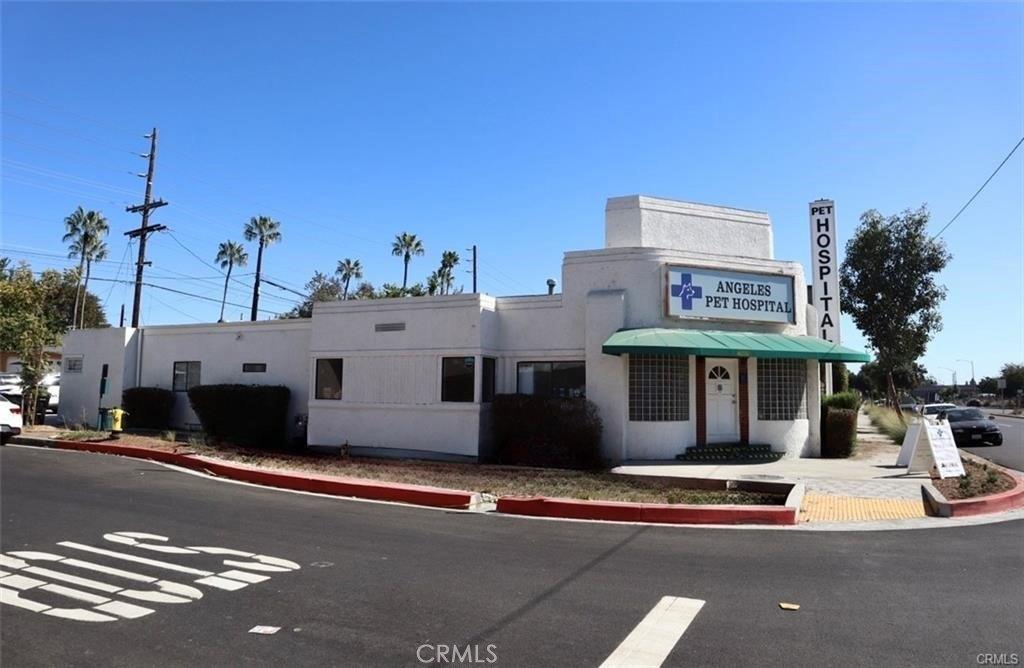 Property Image for 5846 San Fernando Road