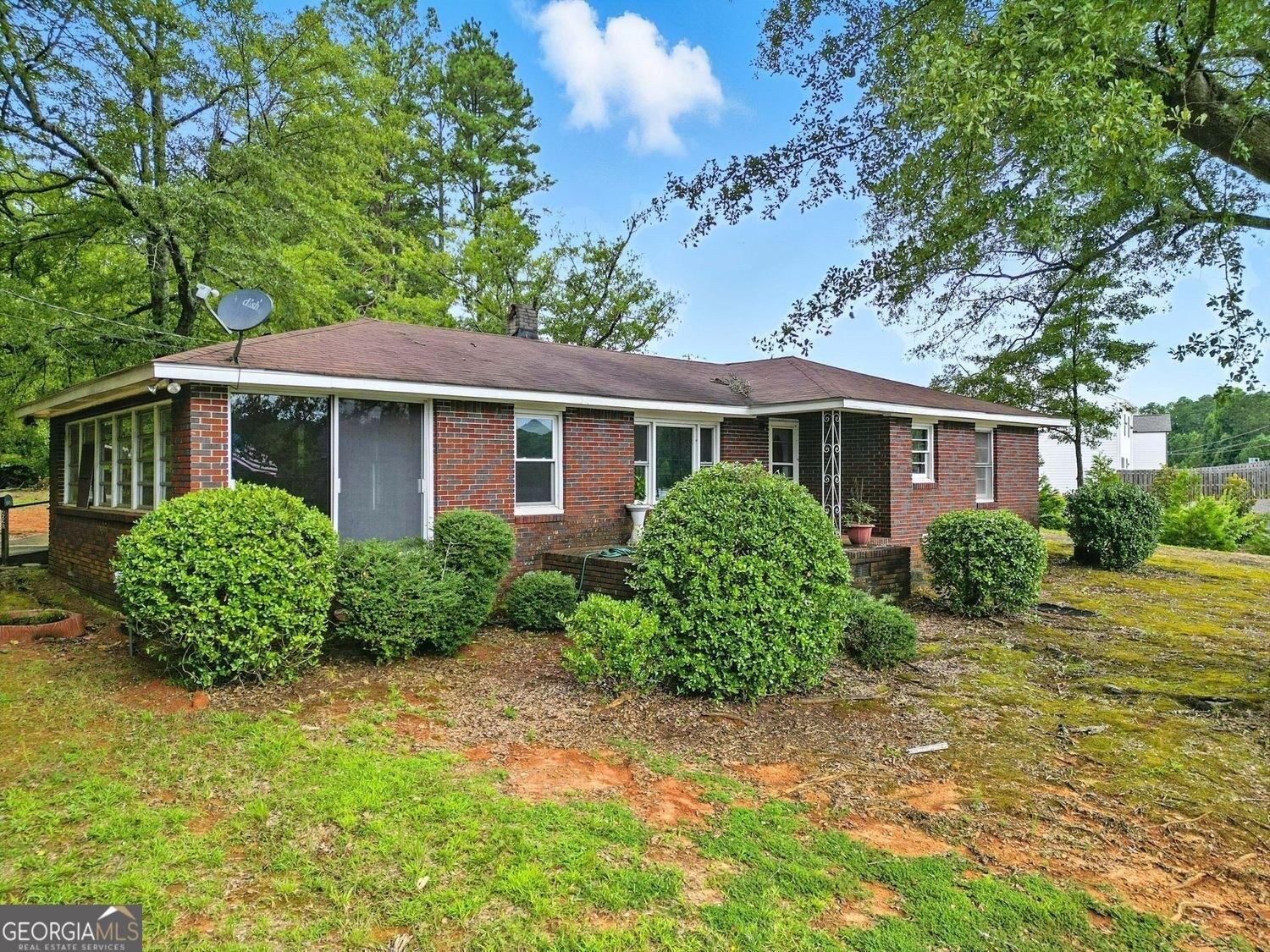 Property Image for 4020 Holly Springs