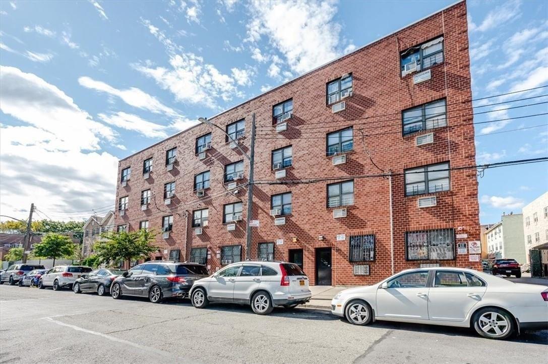 Property Image for 941 Croes Avenue