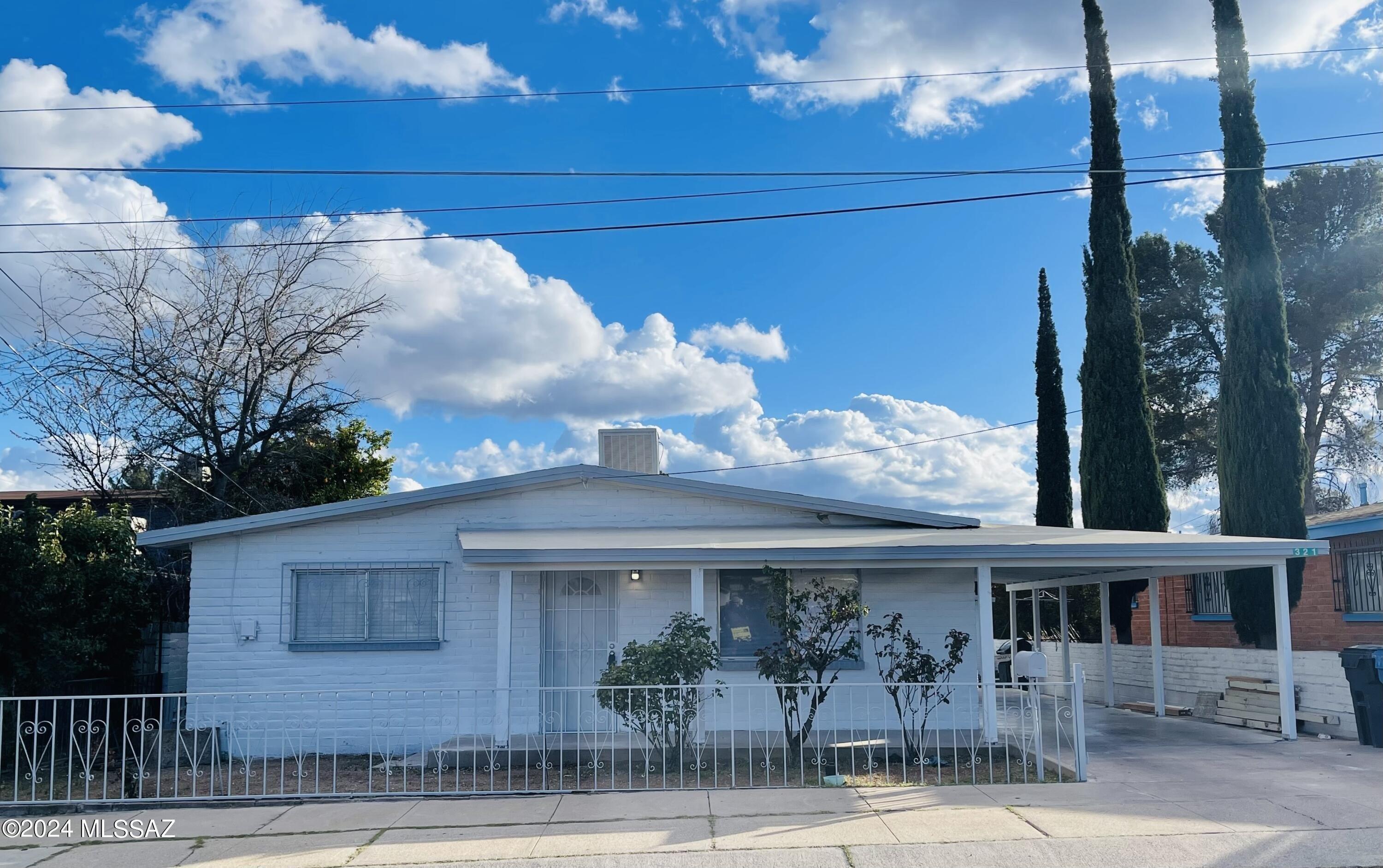 Property Image for 321 W Pajarito Street