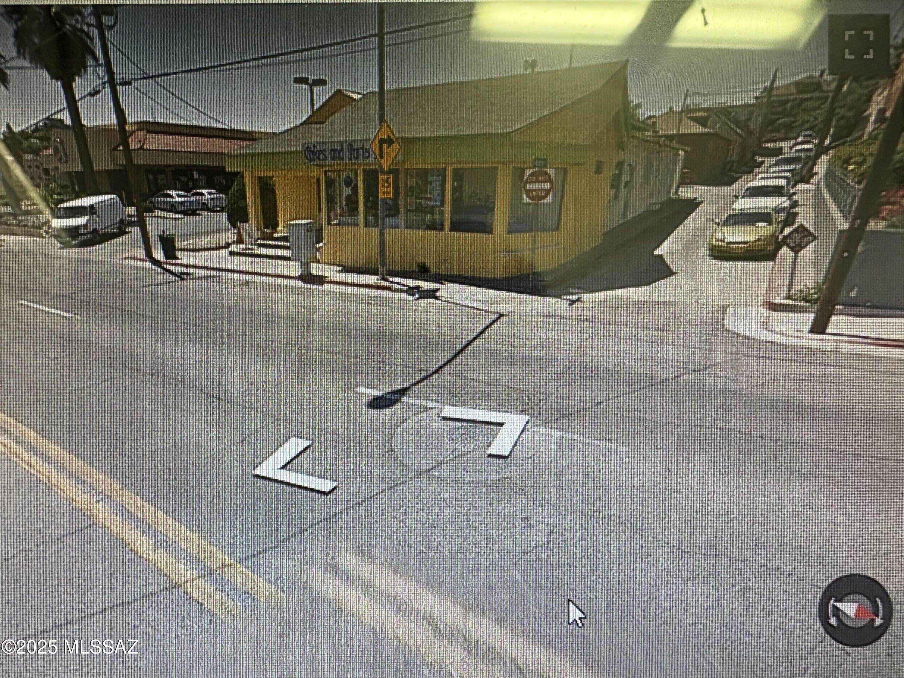 Property Image for 65 N Sonoita Avenue