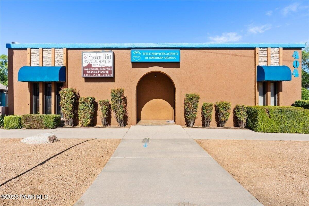Property Image for 404 S Montezuma Street