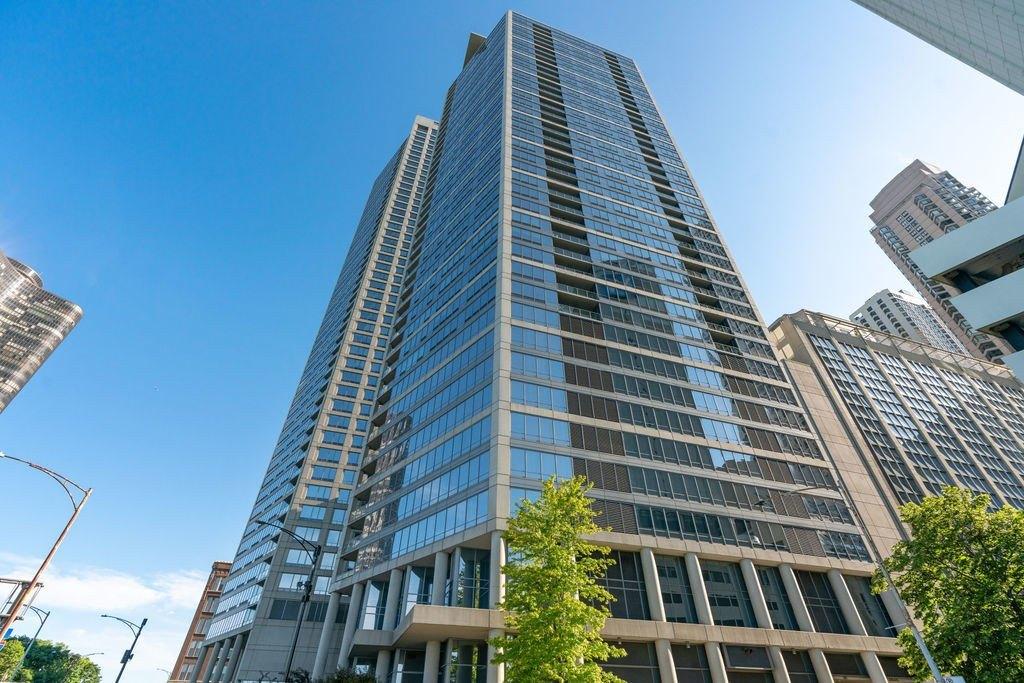 Property Image for 600 N LAKE SHORE Drive 4011