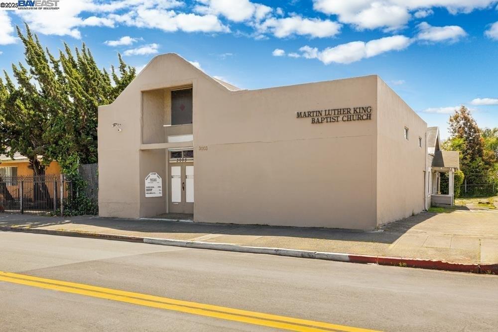 Property Image for 3003 School St