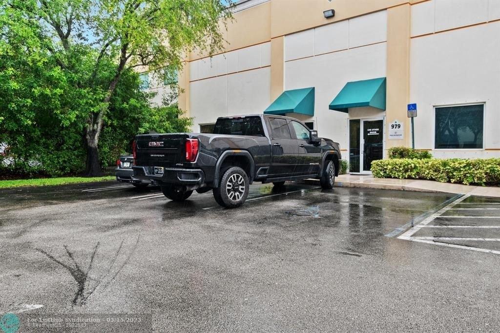 Property Image for 979-985 NW 31st Ave