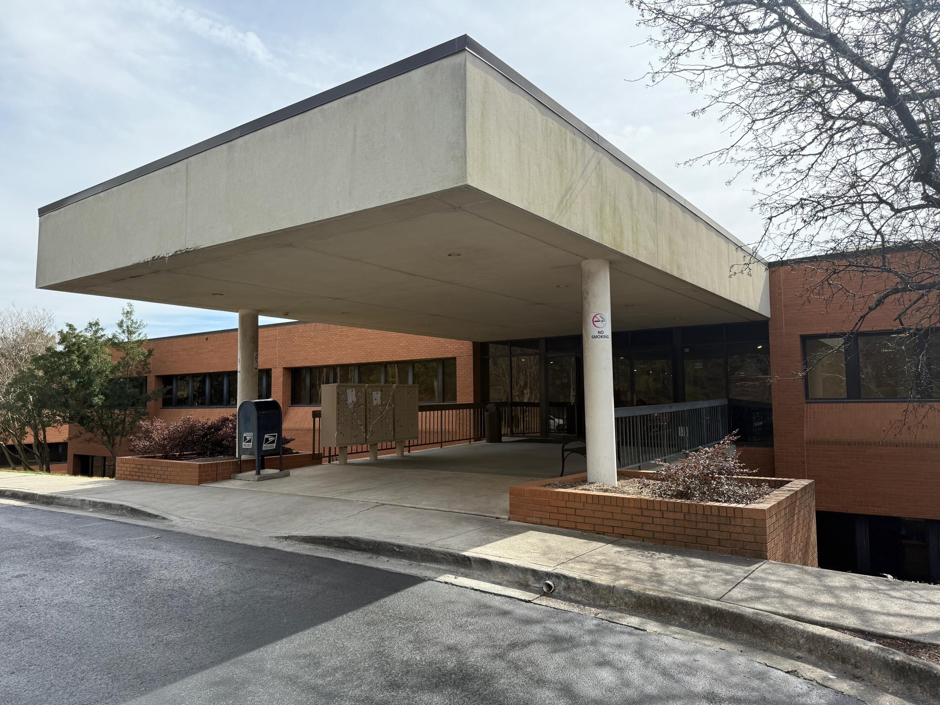 Property Image for 410 University Parkway 2700