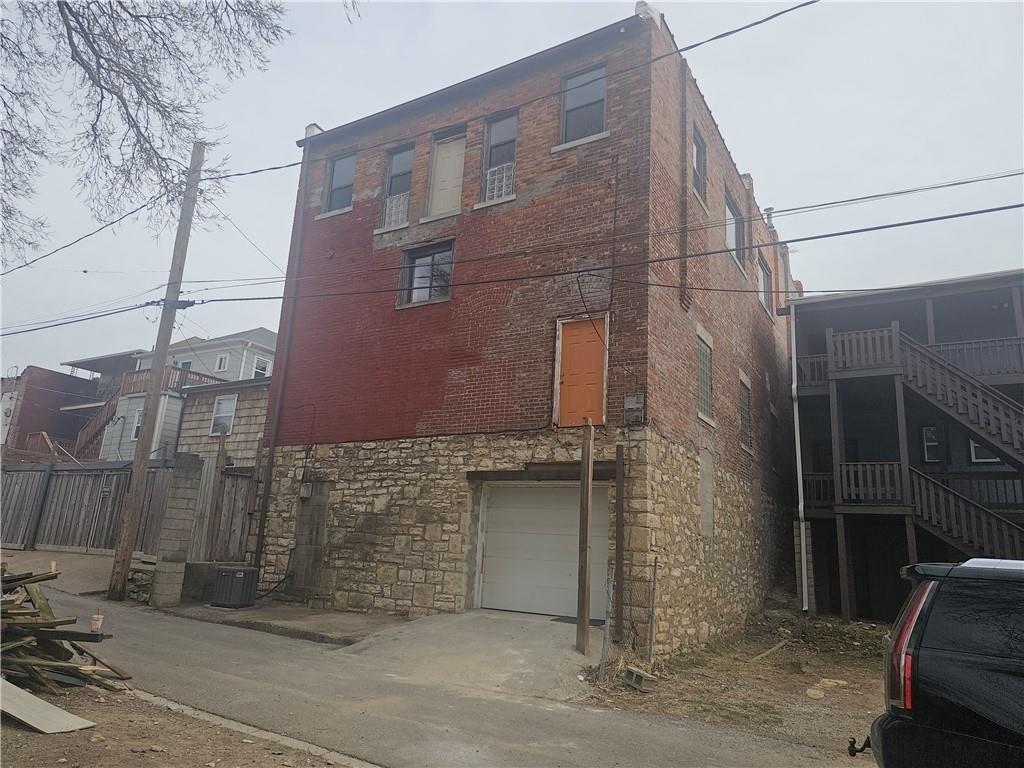 Property Image for 1038 E 5TH Street