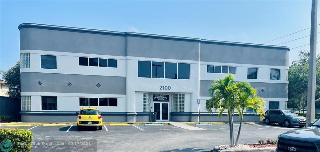Property Image for 2100 NE 36th St 202