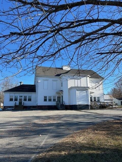 Property Image for 905 Main Street