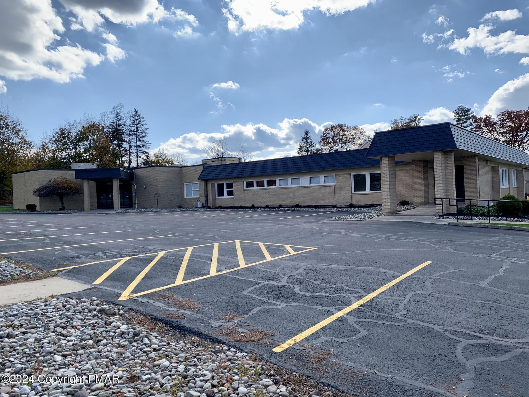 Property Image for 237-239 E Brown Street