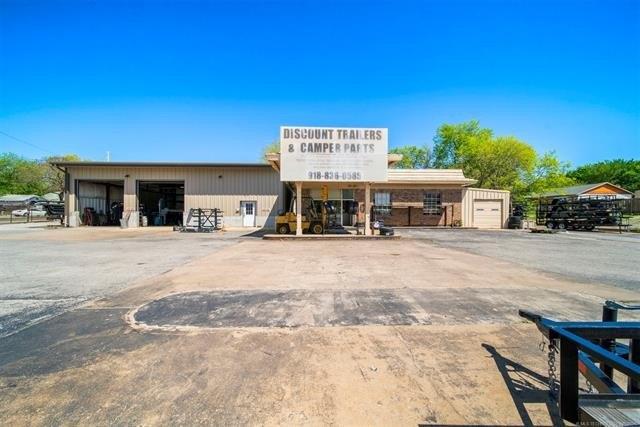 Property Image for 2805 E Admiral Place