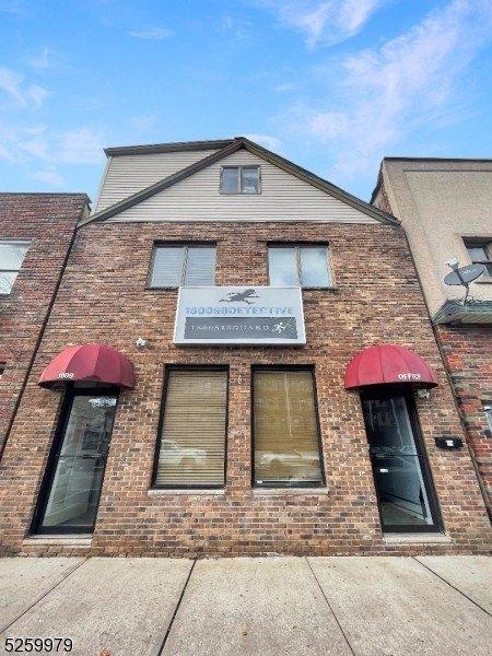 Property Image for 1009 Broadway