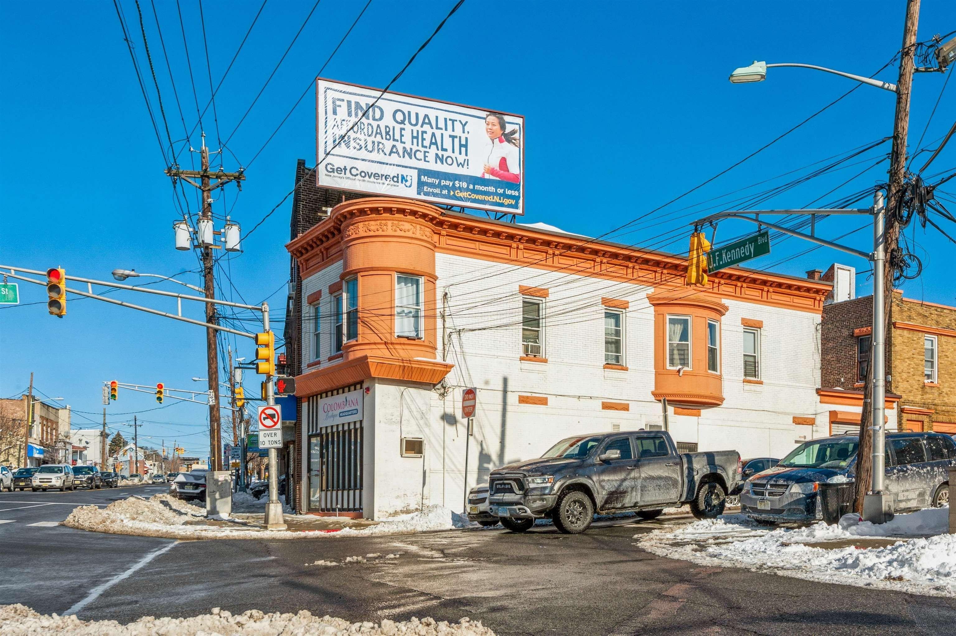 Property Image for 6200 Kennedy Blvd