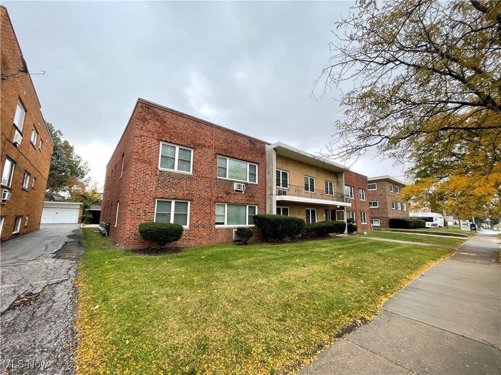 Property Image for 17808 Lake Shore Boulevard