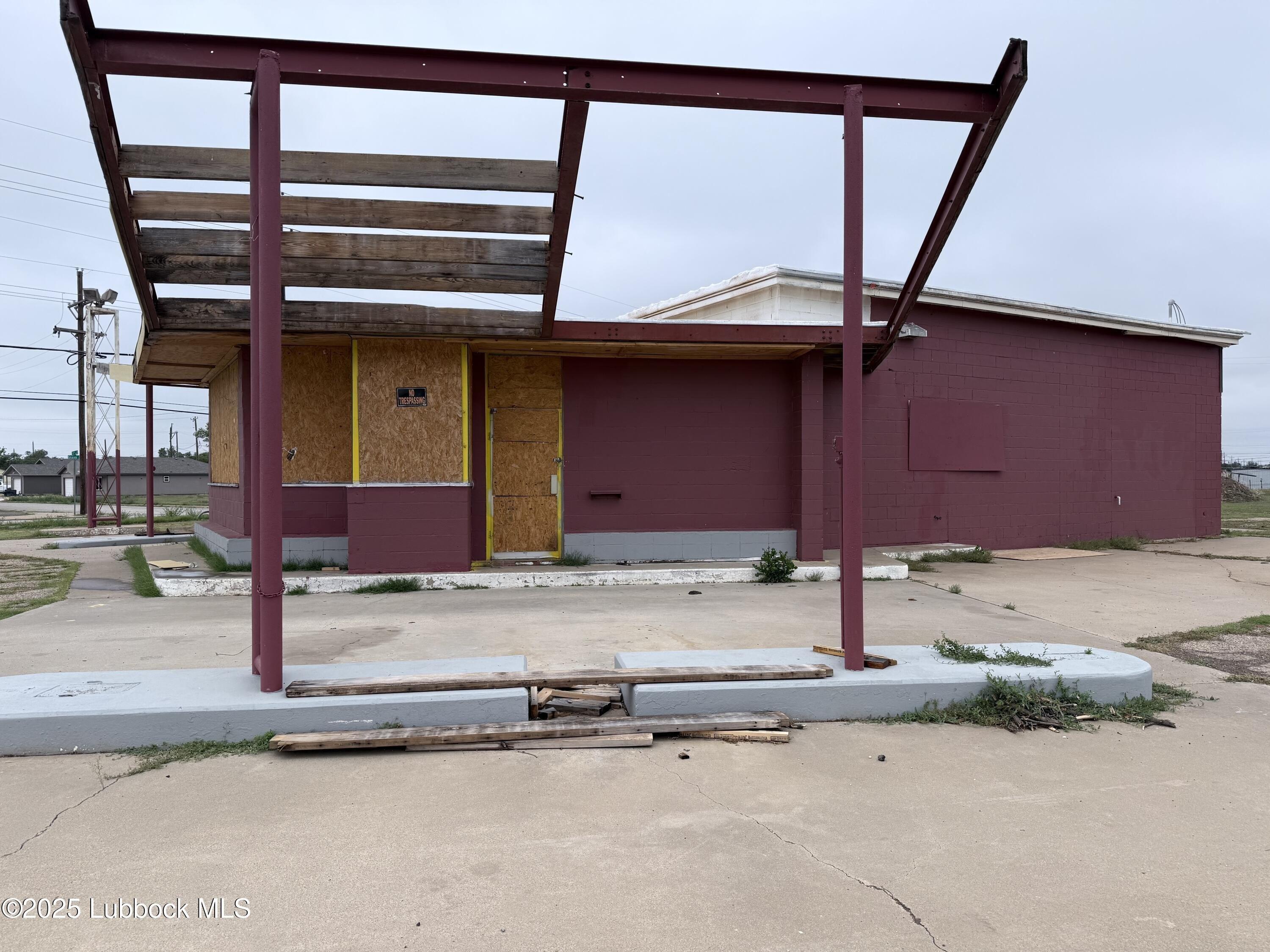Property Image for 3303 Idalou Road