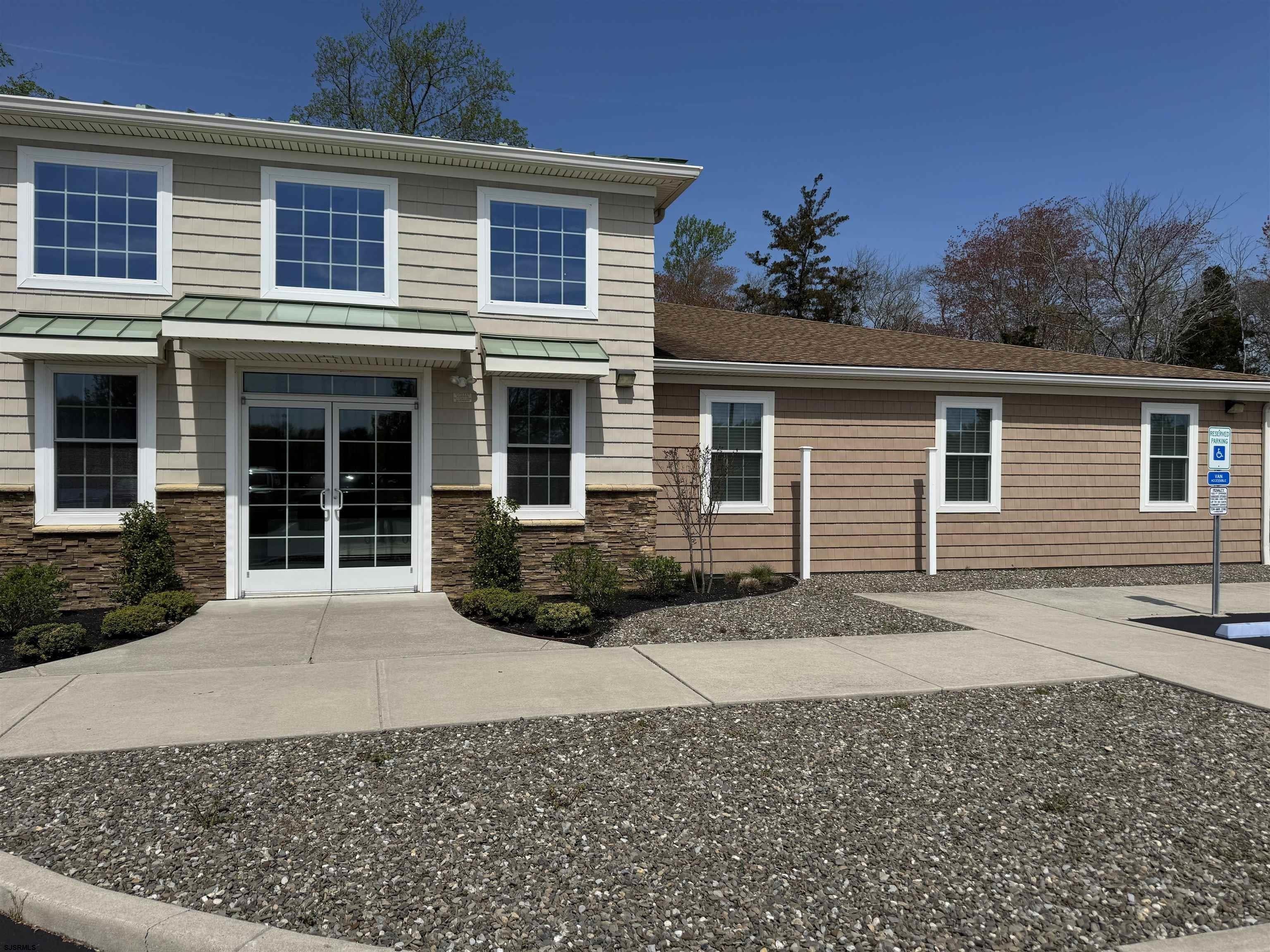 Property Image for 211 Bayberry Dr
