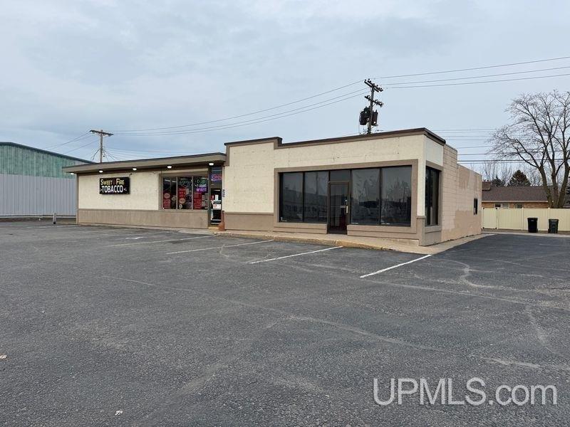 Property Image for 1024/1026 N Lincoln