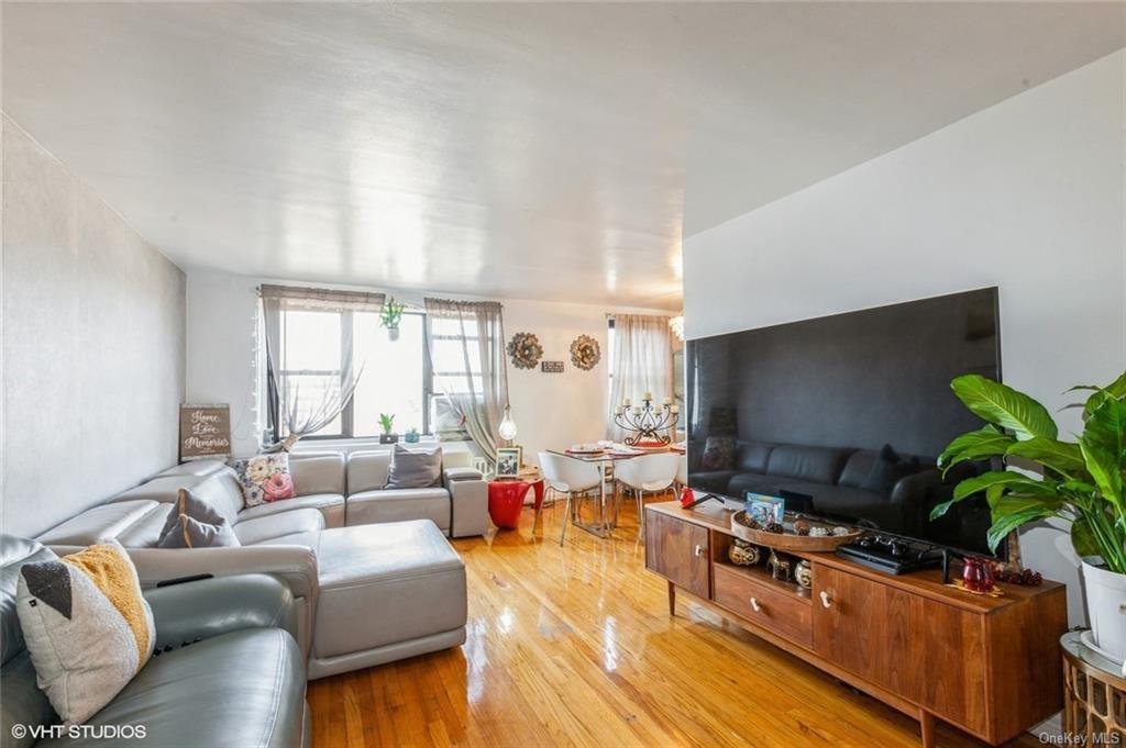 Property Image for 143 Bruce Avenue 4B