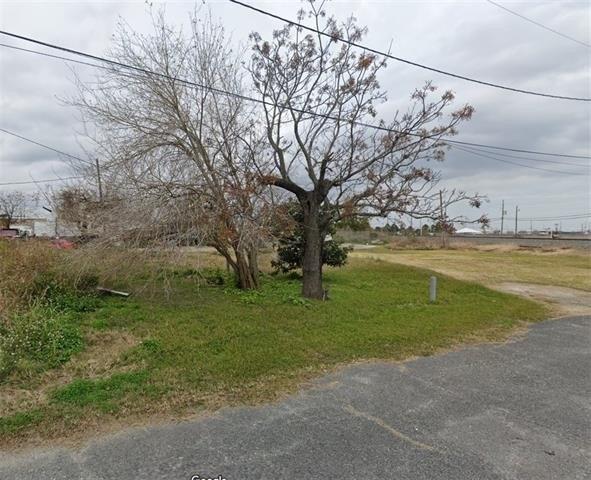 Property Image for 827 CENTANNI Road