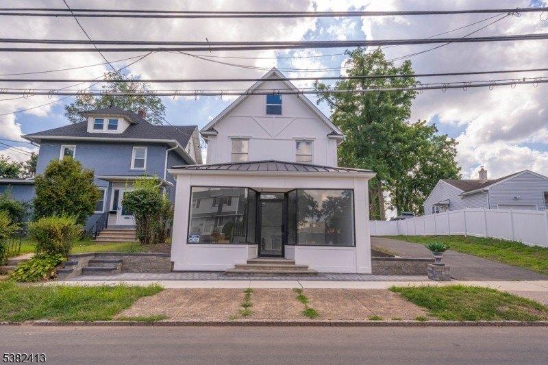 Property Image for 1300 E Front St