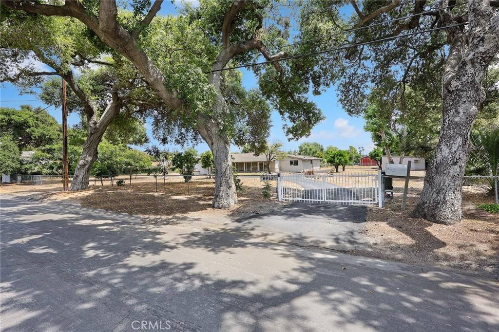 Property Image for 8910 Ardendale Avenue