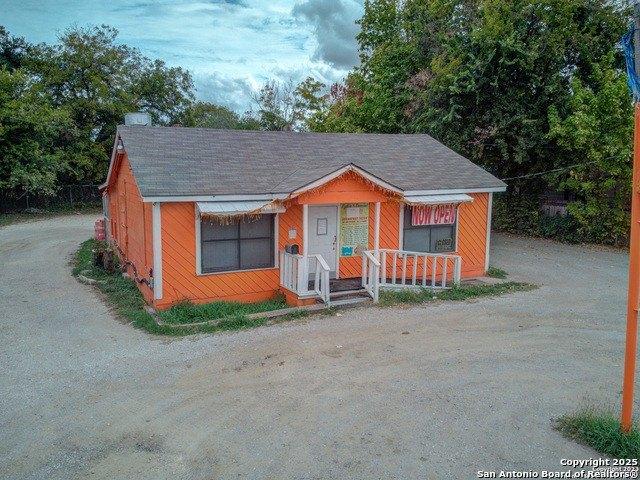 Property Image for 536 S WW White Rd
